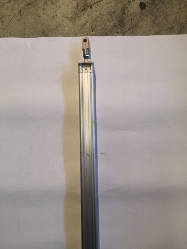 Siłownik FESTO DNC-32-1100-P - obrazek 2