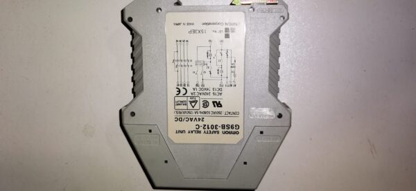 Przekaźnik bezpieczeństwa Omron G9SB-3012-C - obrazek 2