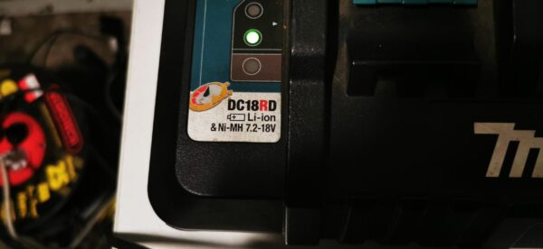 Ładowarka MAKITA DC18RD - obrazek 2