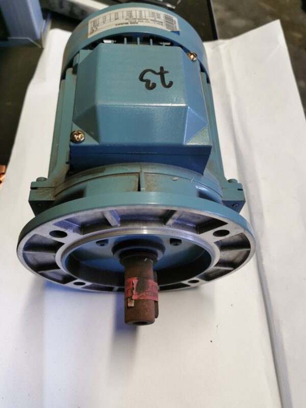 Silnik 3-fazowy ABB 1,5 KW - obrazek 2